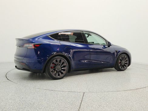 Used 2021 Tesla Model Y Performance AWD/4WD image 5
