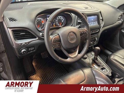 Used 2020 Jeep Cherokee Latitude Plus w/ Cold Weather Group image 9