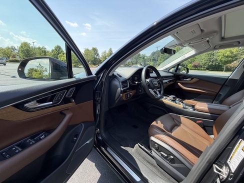 Used 2017 Audi Q7 3.0T Prestige AWD/4WD image 13