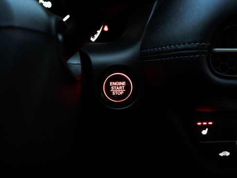 Used 2024 Honda HR-V EX-L image 25