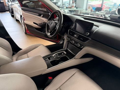 Used 2020 Honda Accord Hybrid image 37