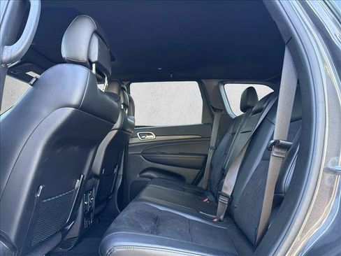 Used 2021 Jeep Grand Cherokee Laredo X AWD/4WD image 24
