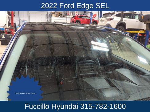 Used 2022 Ford Edge SEL w/ Convenience Package image 4