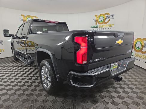 Used 2025 Chevrolet Silverado 3500 High Country w/ Technology Package image 6