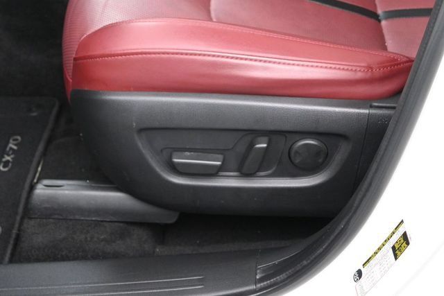Certified 2025 MAZDA CX-70 3.3 Turbo w/ Premium Plus Pkg AWD/4WD image 18