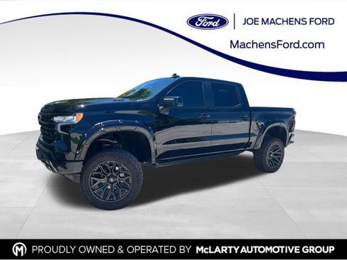 Used 2025 Chevrolet Silverado 1500 RST w/ Convenience Package II AWD/4WD image 1