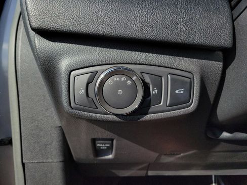 Used 2017 Lincoln MKC Reserve image 26