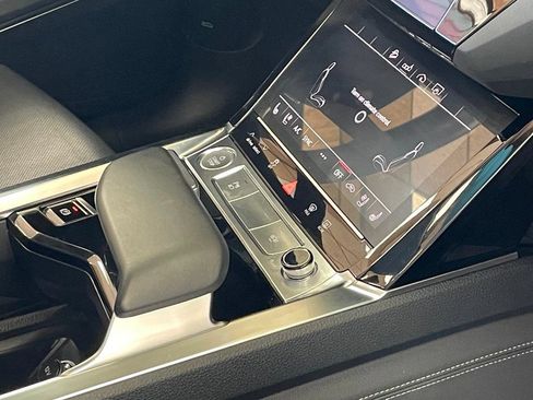 Used 2019 Audi e-tron Premium Plus AWD/4WD image 27