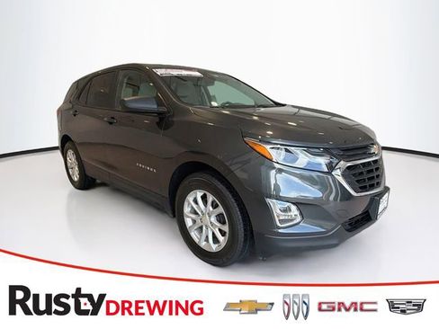 Used 2021 Chevrolet Equinox LS w/ LS Convenience Package AWD/4WD image 1