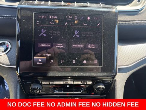 Used 2025 Jeep Grand Cherokee Altitude AWD/4WD image 21