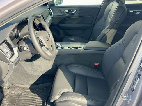 Certified 2026 Volvo V60 B5 Cross Country Ultra image 5