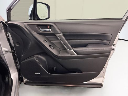 Used 2018 Subaru Forester 2.0XT Touring w/ Popular Package #2 AWD/4WD image 35