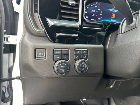 Used 2024 Chevrolet Silverado 2500 LTZ w/ LTZ Plus Package image 21