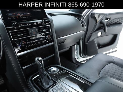 Used 2024 INFINITI QX80 Sensory w/ Cargo Package AWD/4WD image 24