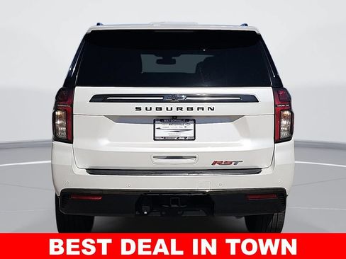 Used 2021 Chevrolet Suburban RST AWD/4WD image 4