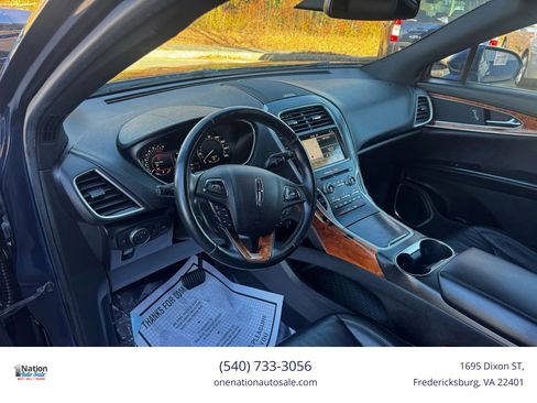 Used 2017 Lincoln MKX Select w/ Select Plus Package AWD/4WD image 12
