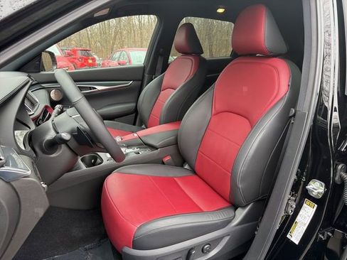 Used 2023 INFINITI QX50 Sport image 17