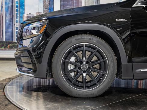 Used 2026 Mercedes-Benz GLB 35 AMG 4MATIC image 7