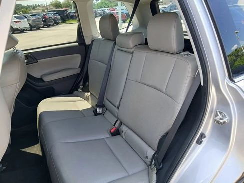 Used 2017 Subaru Forester 2.5i Limited AWD/4WD image 12