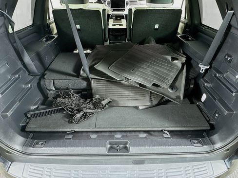 Used 2023 Toyota Sequoia Capstone AWD/4WD image 22