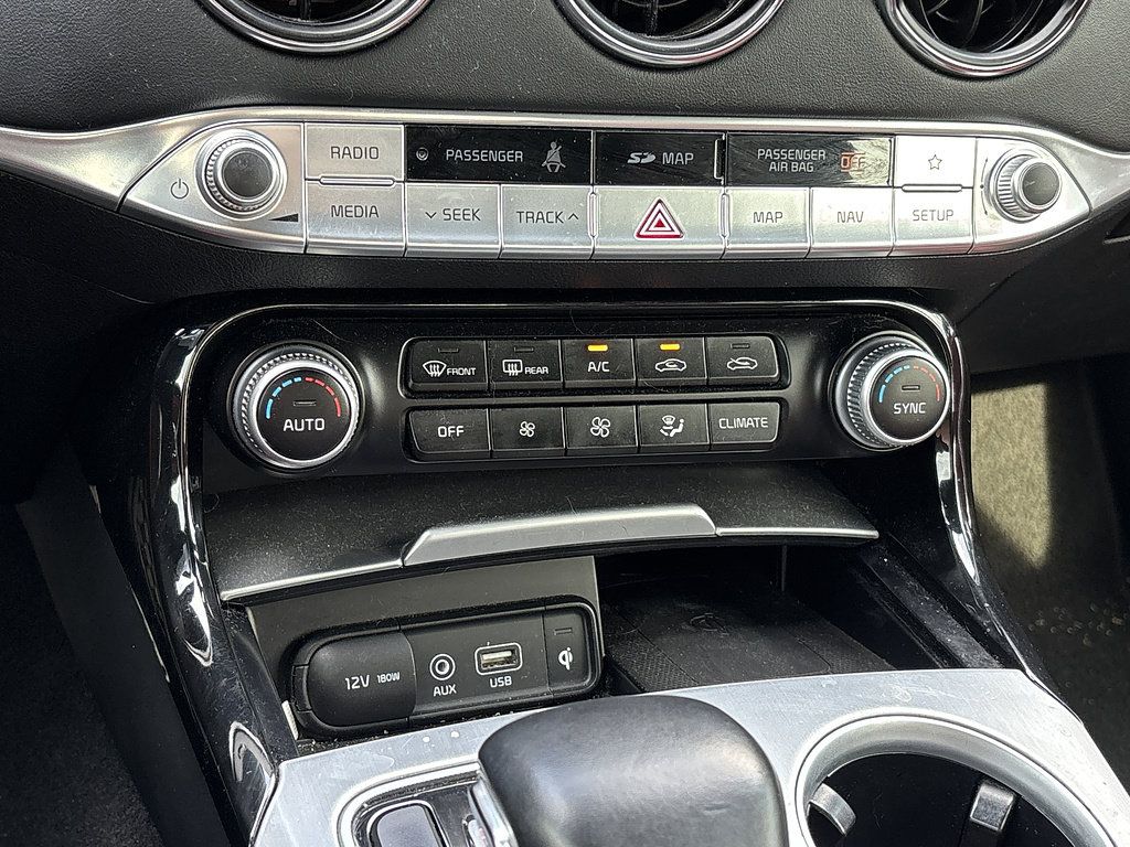 Used 2019 Kia Stinger GT2 RWD image 11