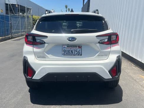 Used 2025 Subaru Crosstrek 2.5i Premium AWD/4WD image 5