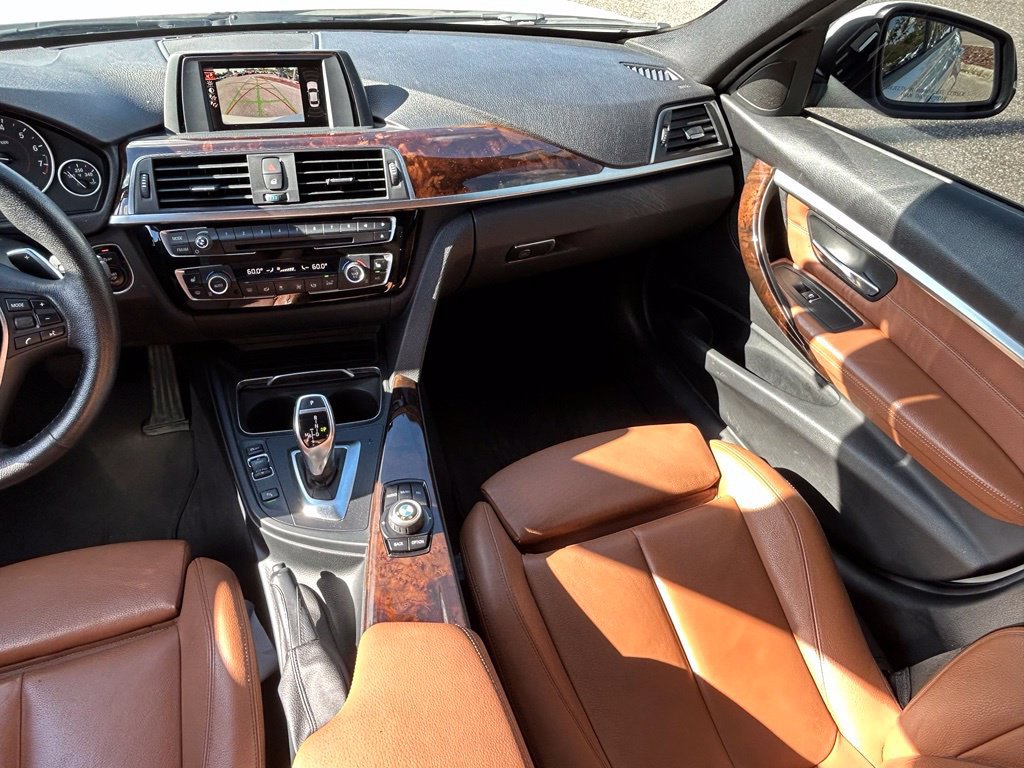 Used 2016 BMW 328i xDrive Sedan AWD/4WD image 11