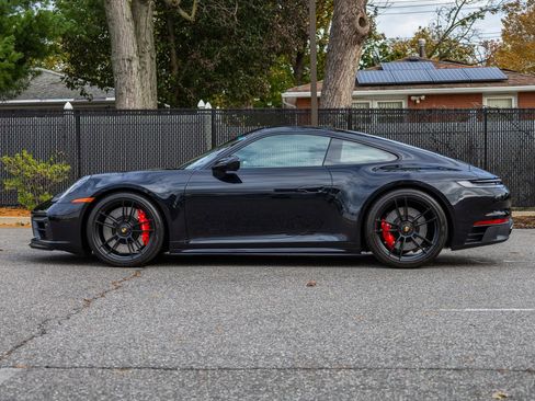 Used 2023 Porsche 911 Carrera 4 GTS image 16