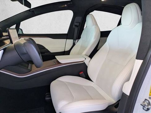 Used 2023 Tesla Model X AWD/4WD image 16