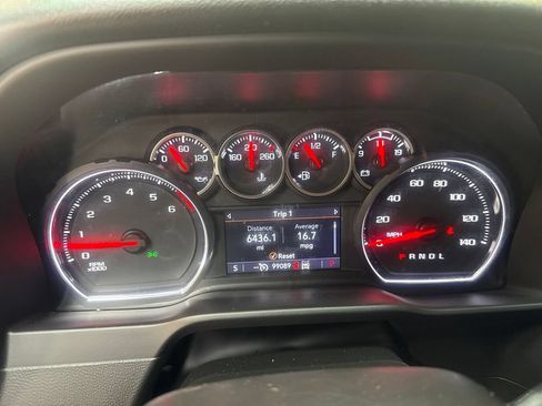 Used 2021 Chevrolet Silverado 1500 LT Trail Boss AWD/4WD image 22