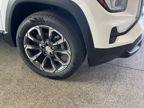 New 2026 GMC Terrain Elevation w/ Elevation Premium Package AWD/4WD image 4