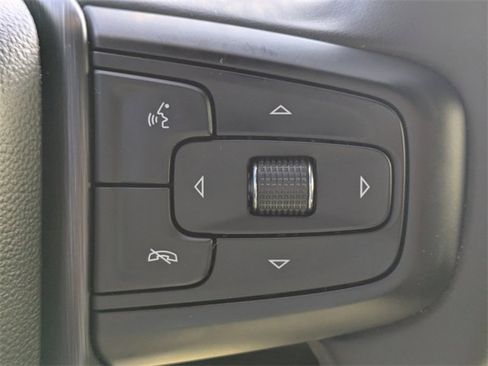 Used 2024 GMC Sierra 1500 AT4 w/ AT4 Premium Package image 28