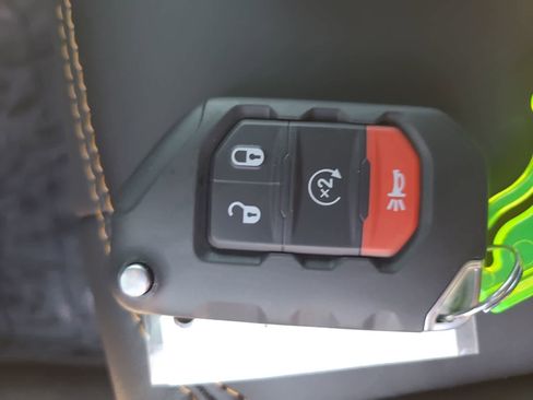 New 2025 Jeep Wrangler Unlimited Rubicon 392 image 28