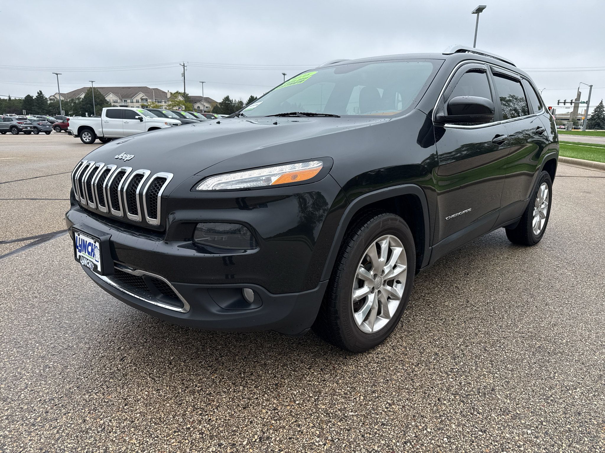 Used 2016 Jeep Cherokee Limited AWD/4WD image 1