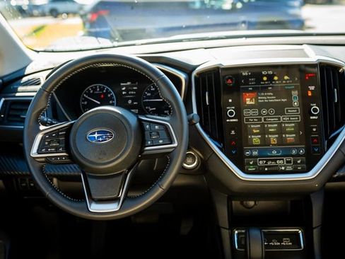 Certified 2025 Subaru Ascent Premium image 6