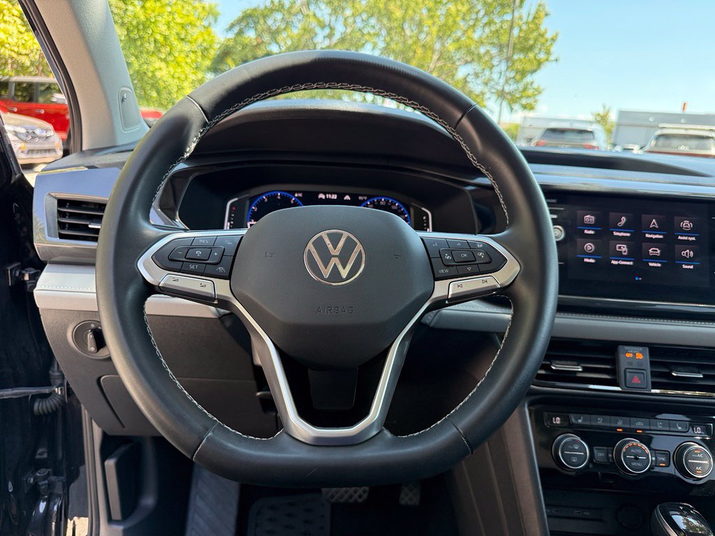Used 2022 Volkswagen Taos SEL AWD/4WD image 12