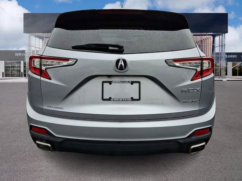 Used 2023 Acura RDX AWD w/ Advance Package image 5