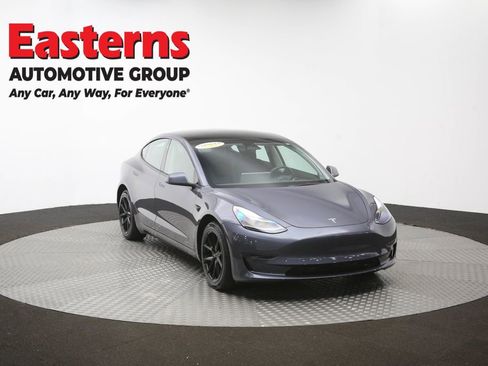 Used 2023 Tesla Model 3 Standard Range RWD image 45
