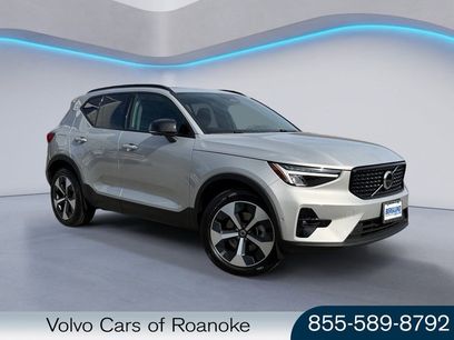 Certified 2025 Volvo XC40 B5 Plus