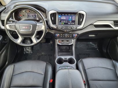 Used 2024 GMC Terrain SLT