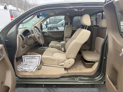 Used 2005 Nissan Frontier SE w/ (P01) Power Pkg image 14