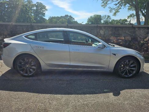 Used 2018 Tesla Model 3 Long Range AWD/4WD image 10