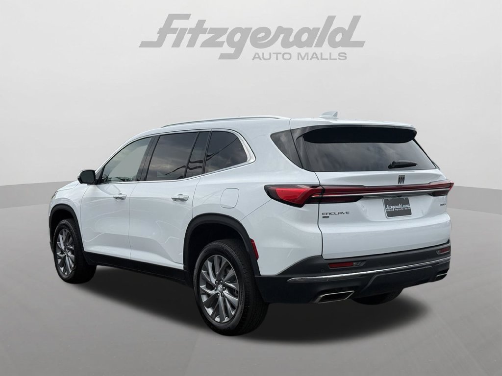 Used 2025 Buick Enclave Preferred AWD/4WD image 6