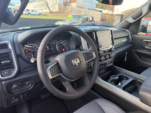 New 2026 RAM 1500 Big Horn AWD/4WD image 31