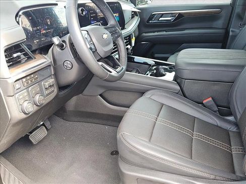 New 2026 Chevrolet Tahoe High Country AWD/4WD image 14