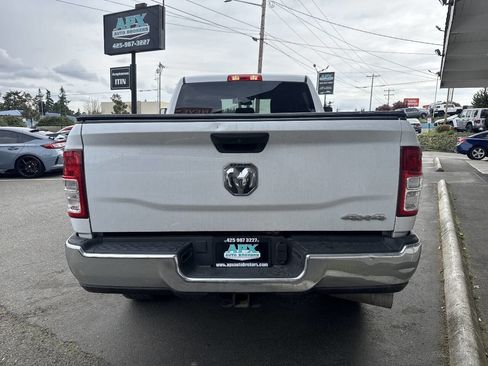 Used 2021 RAM 2500 Tradesman w/ Chrome Appearance Group image 4