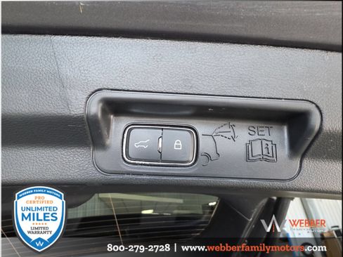 Used 2024 Ford Explorer ST-Line w/ Class IV Trailer Tow Package AWD/4WD image 8
