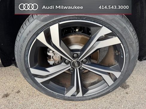Used 2023 Audi Q3 2.0T Premium Plus w/ Premium Plus Package AWD/4WD image 5
