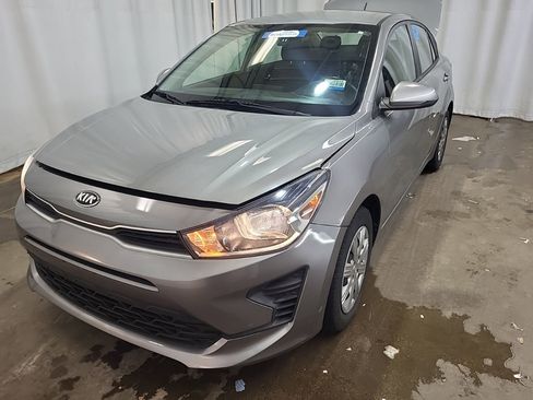 Used 2021 Kia Rio S image 4