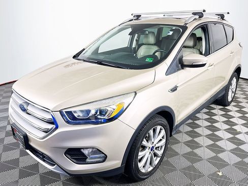 Used 2017 Ford Escape Titanium AWD/4WD image 3